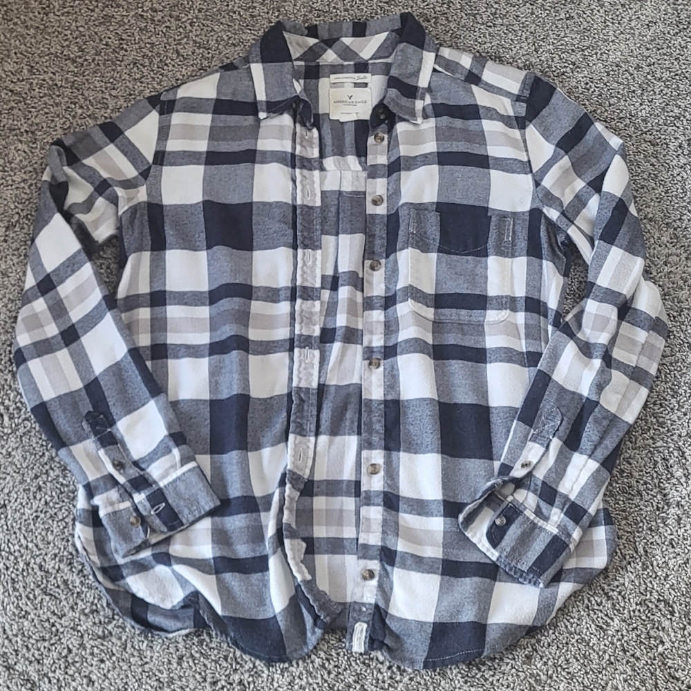 American Eagle Flannel Navy and White Small